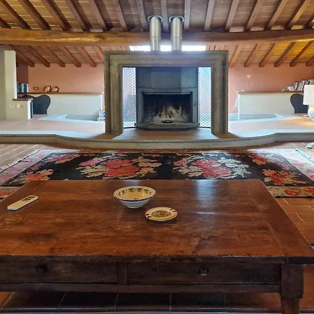 Cozy In With Wifi Fucecchio